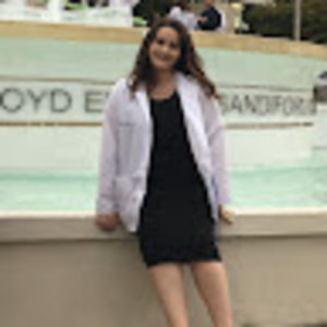 Meet your Posher, Danielle